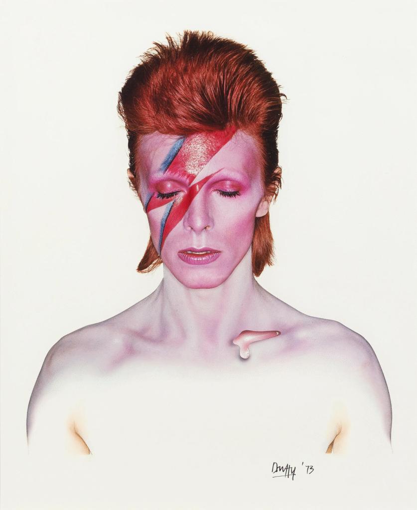 Обкладинка альбому Девіда Боуї 'Aladdin Sane' виставлена на аукціон