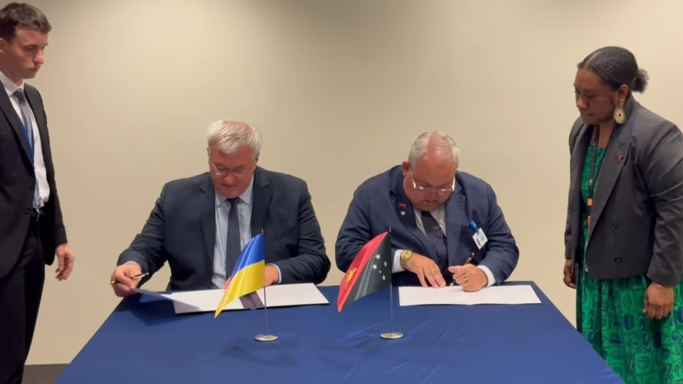 Україна встановила дипломатичні відносини з Папуа Новою Гвінеєю