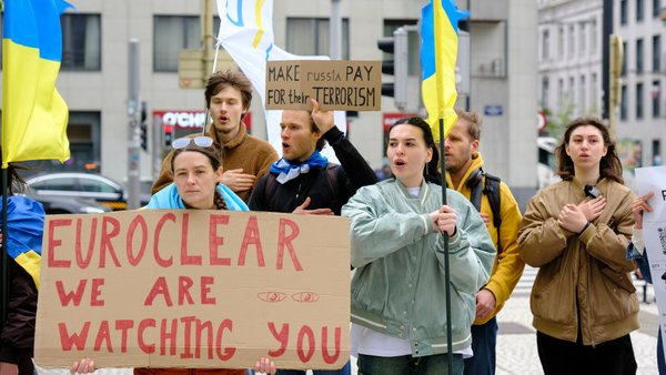 Репараційний кредит Україні: ЄС планує позику на 140 млрд євро з коштів заморожених російських активів