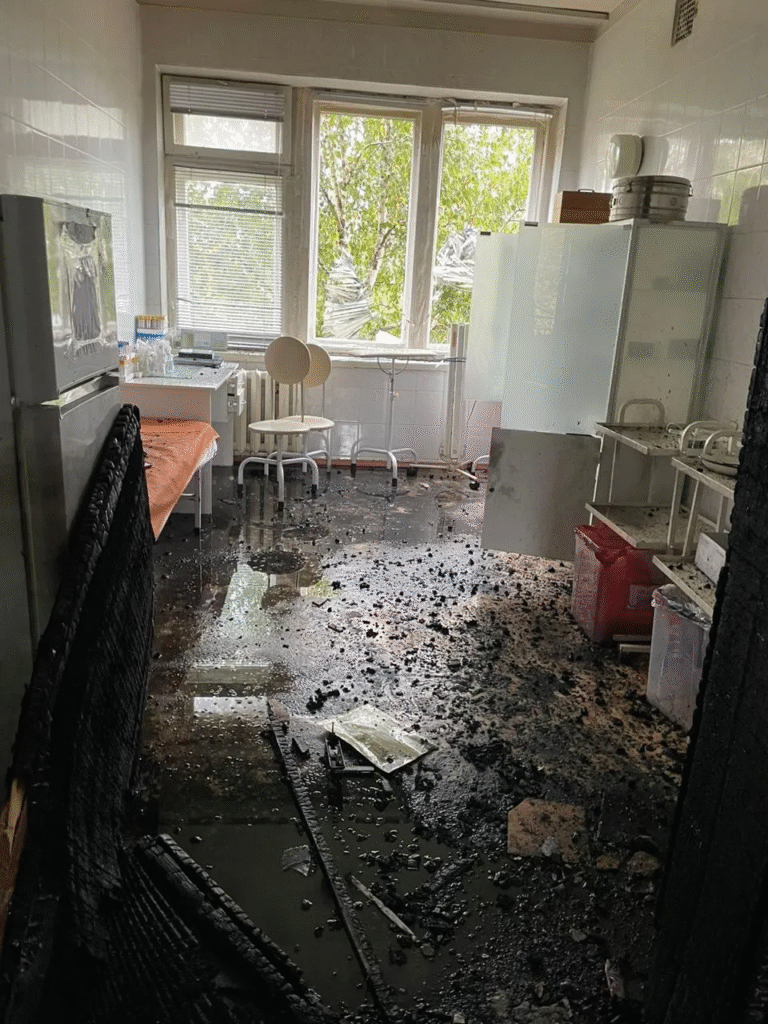 Ракетний удар по Києву: МОЗ показало зруйнований Інститут кардіології, є загиблі