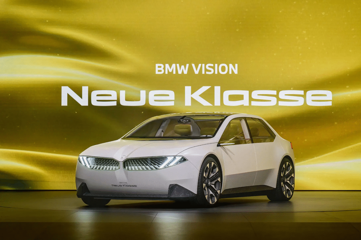 BMW готує електричну революцію: офіційно представили бюджетний седан i3