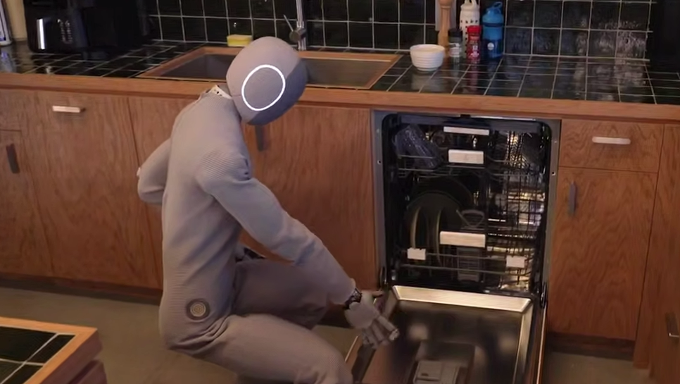 Перший домашній робот-гуманоїд NEO вийшов у продаж за $20 тисяч